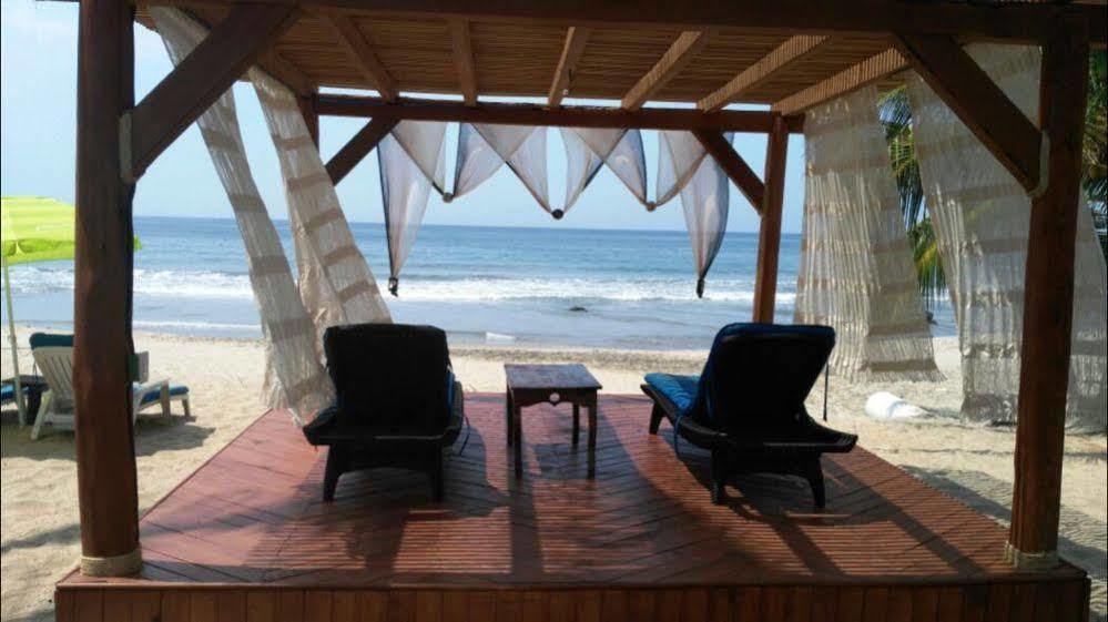 ترونكونيس Tronco Bay Inn Resort المظهر الخارجي الصورة
