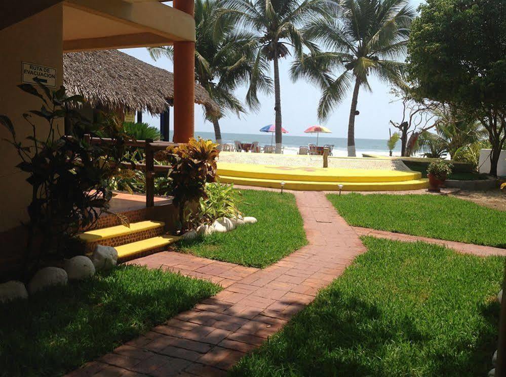 ترونكونيس Tronco Bay Inn Resort المظهر الخارجي الصورة